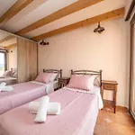 Levante Villa