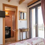 فيلة Levante *